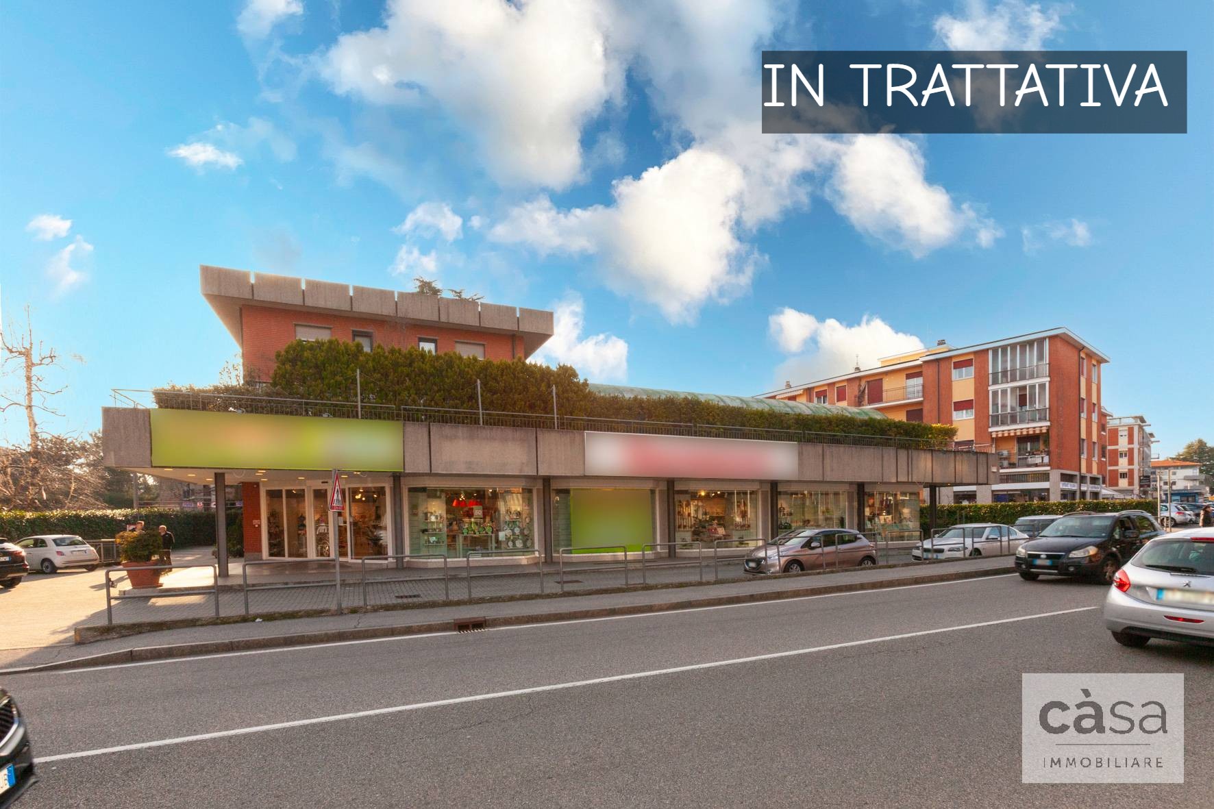 Locale commerciale in vendita a Varese