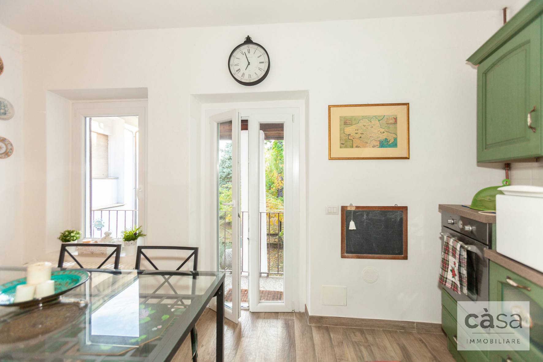 Porzione di Casa in vendita a Gazzada Schianno, Gazzada