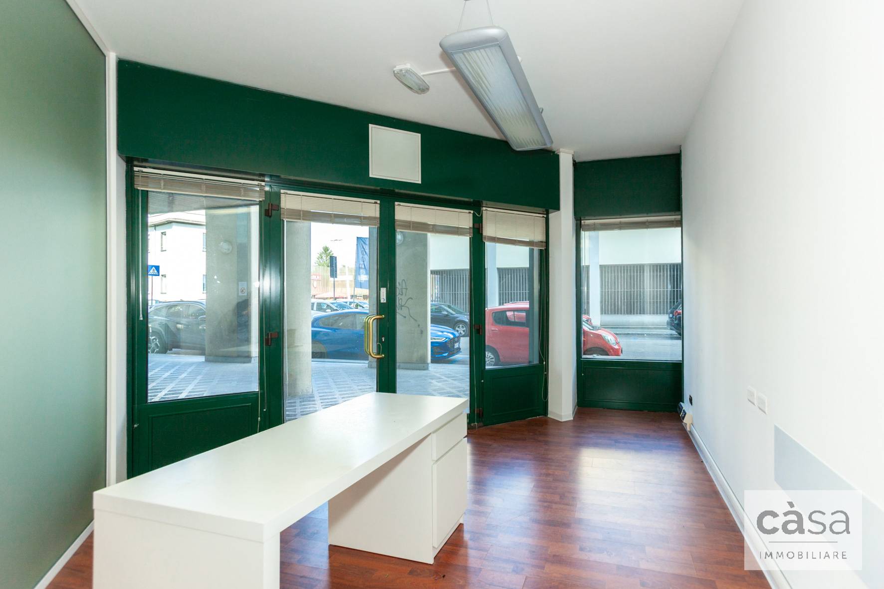 Negozio in vendita a Varese