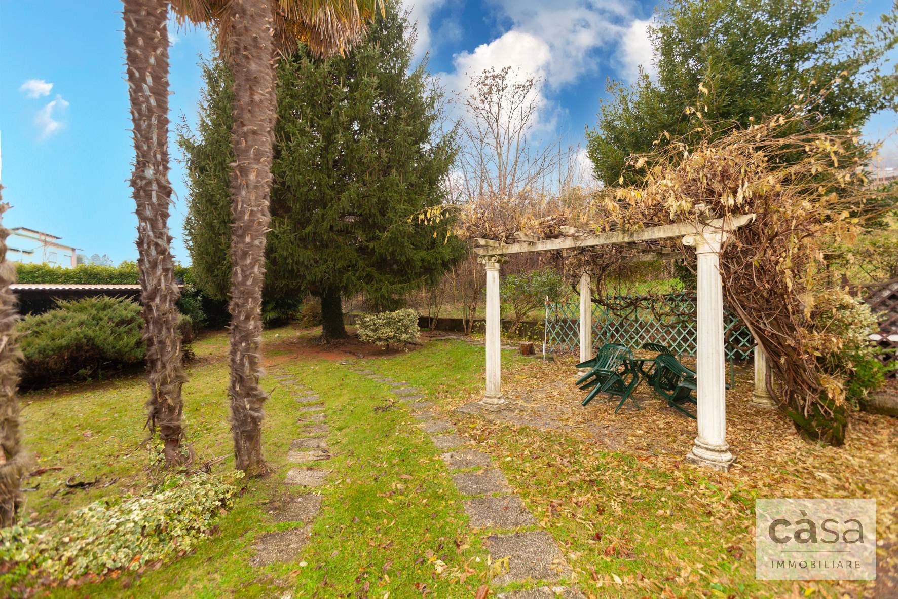 Villa in vendita a Induno Olona