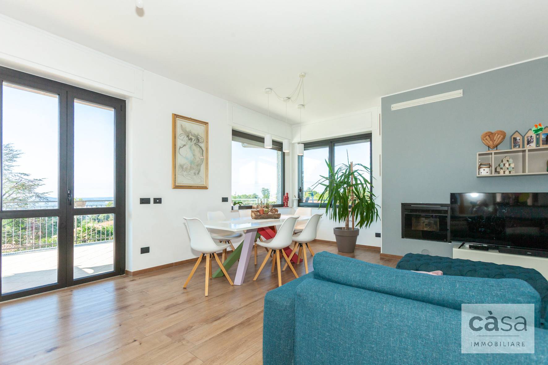 Villa in vendita a Comerio