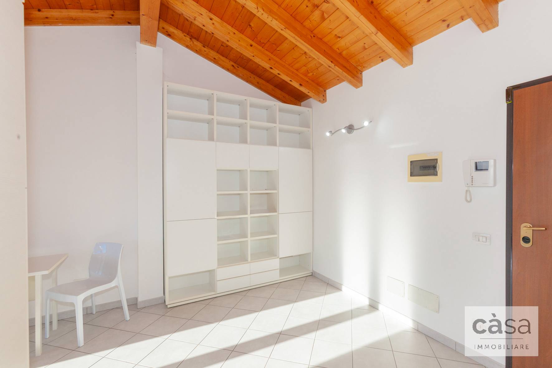 Appartamento in vendita a Lozza