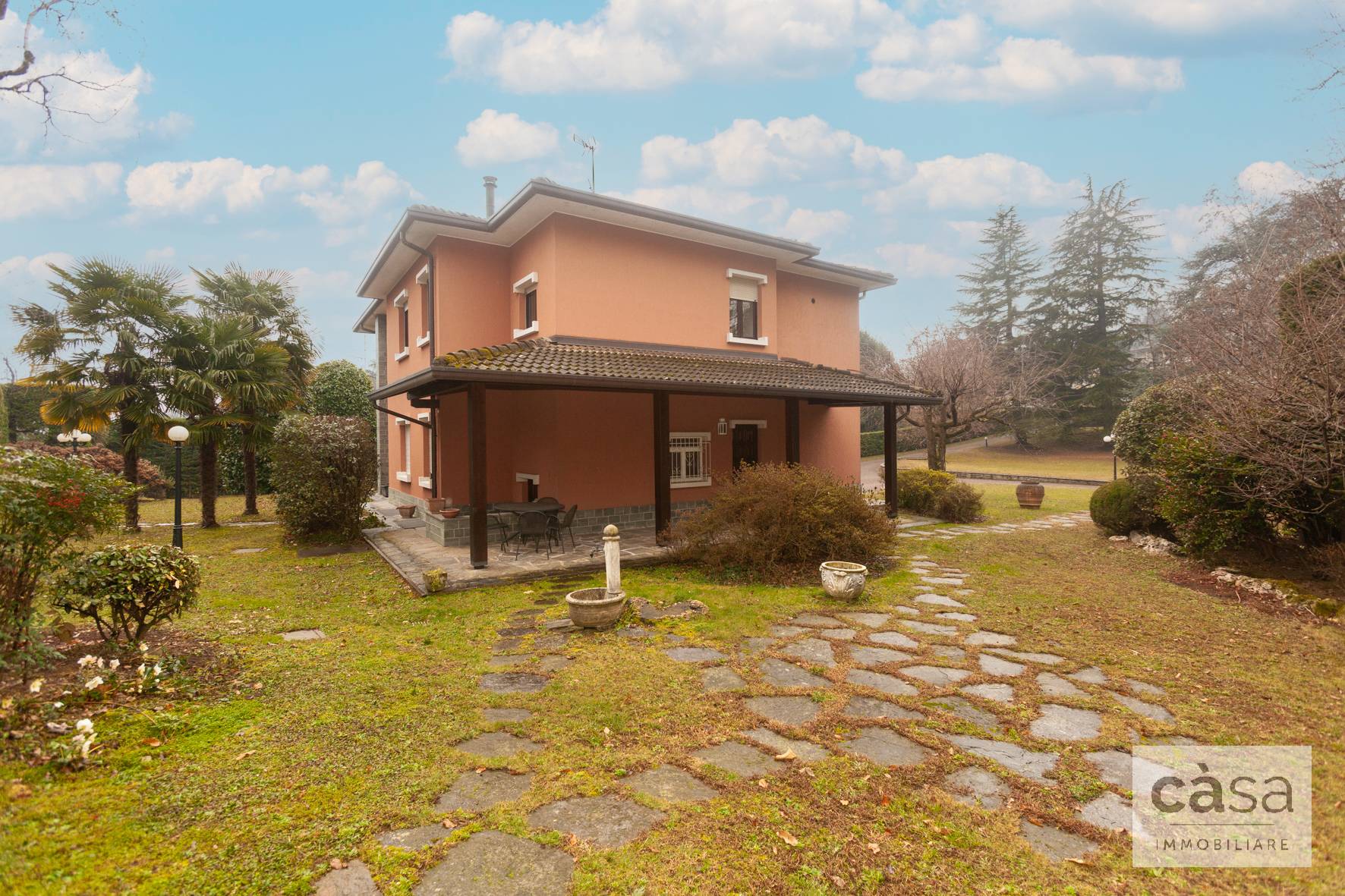 Villa in vendita a Clivio