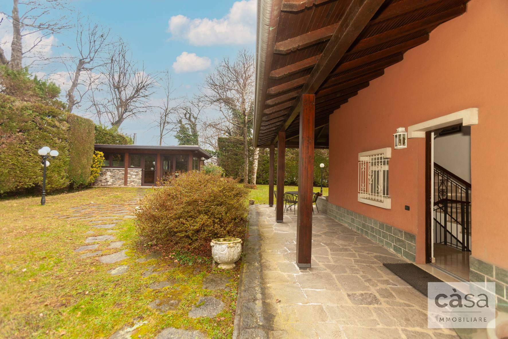 Villa in vendita a Clivio