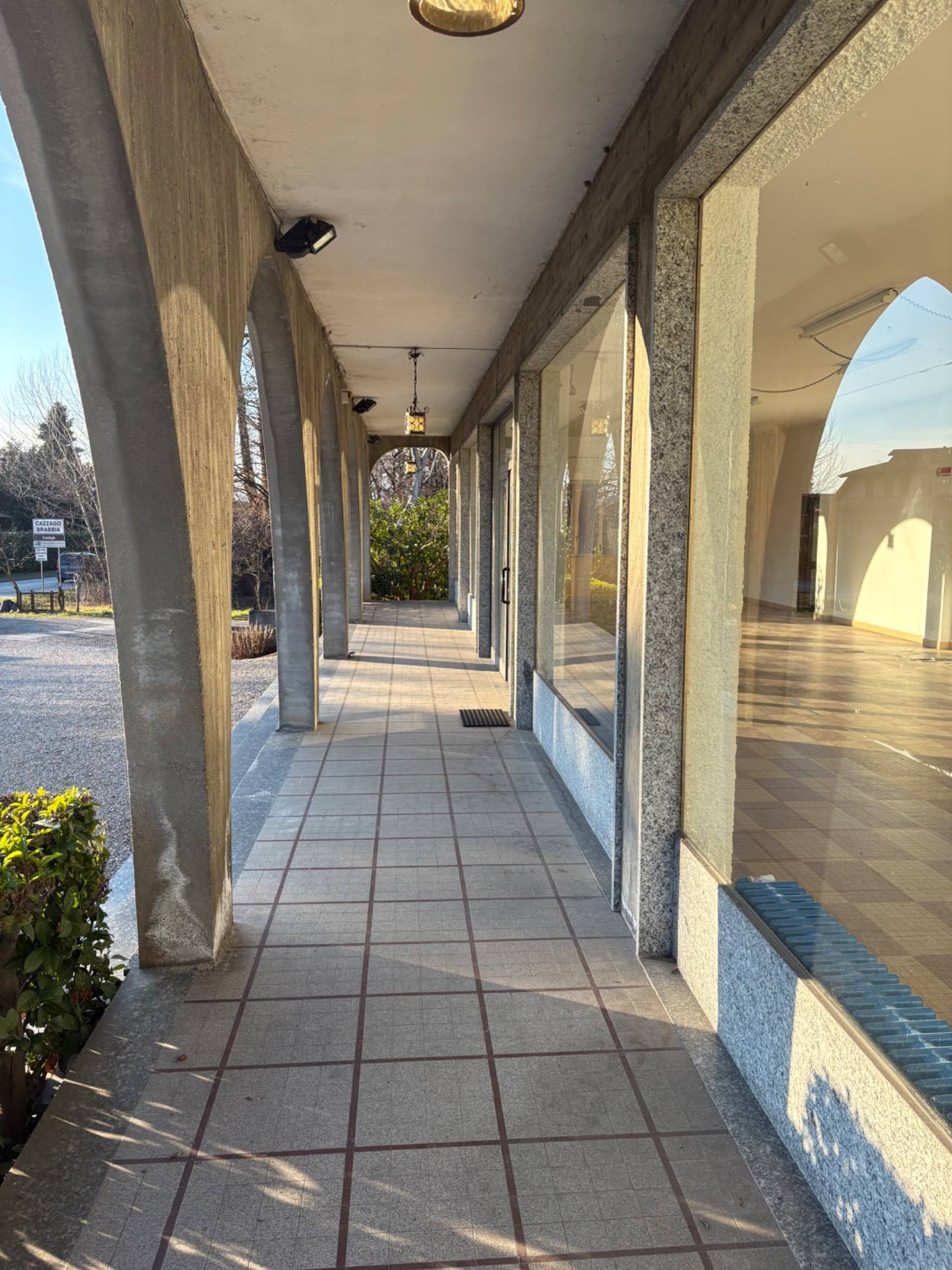 Locale commerciale in affitto a Bodio Lomnago, Bodio