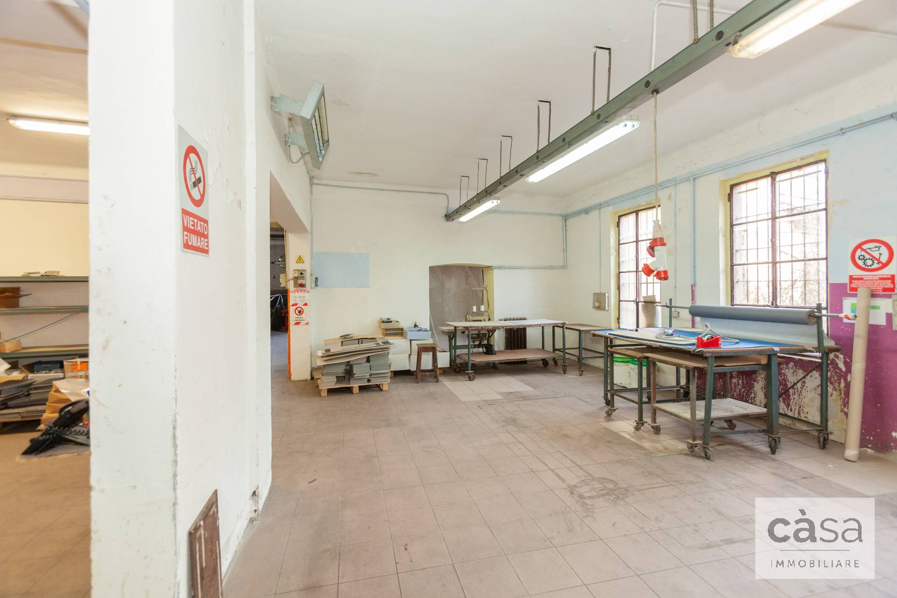 Capannone in vendita a Varese, Valganna