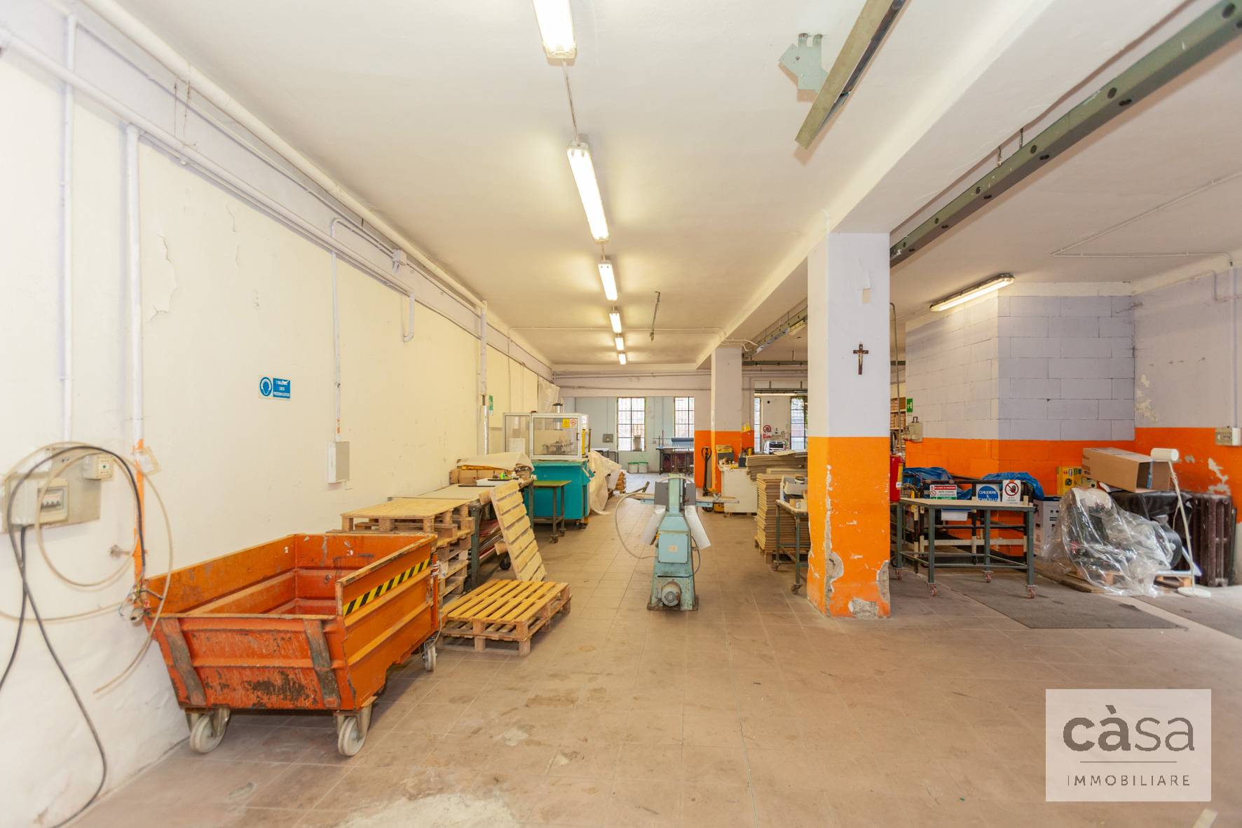 Capannone in vendita a Varese, Valganna