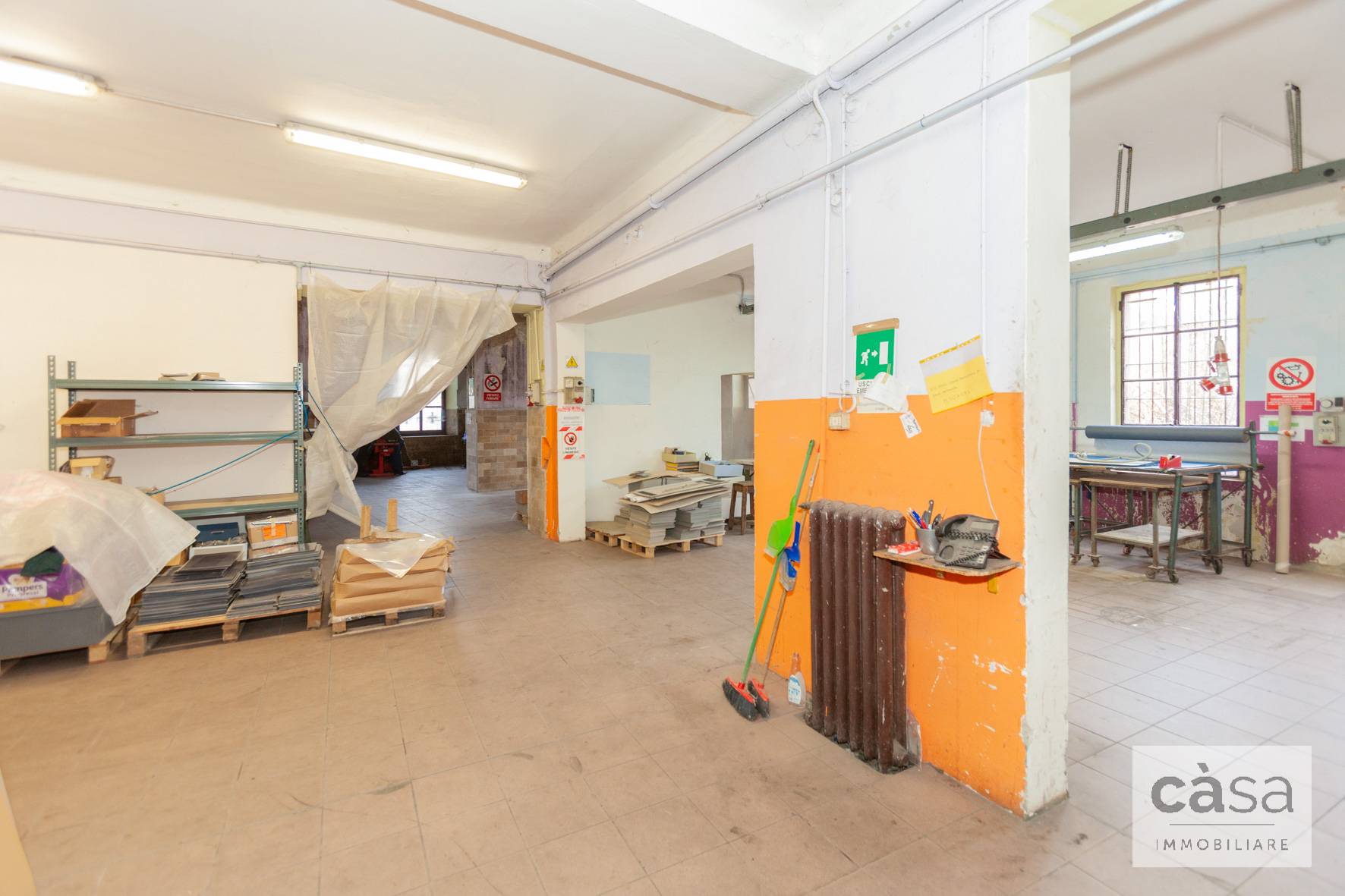 Capannone in vendita a Varese, Valganna