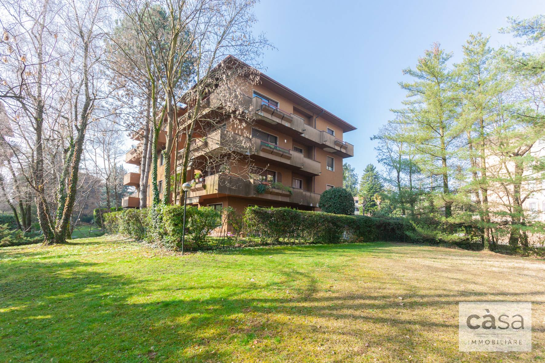 Appartamento in vendita a Varese, Centro