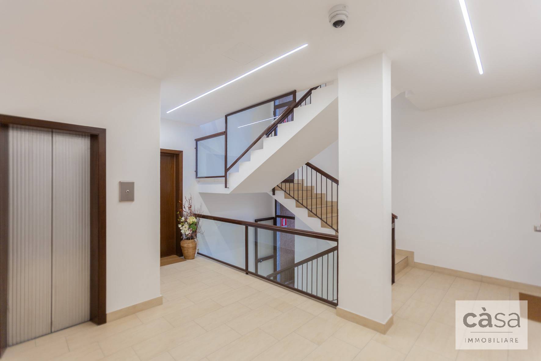 Appartamento in vendita a Varese, Centro