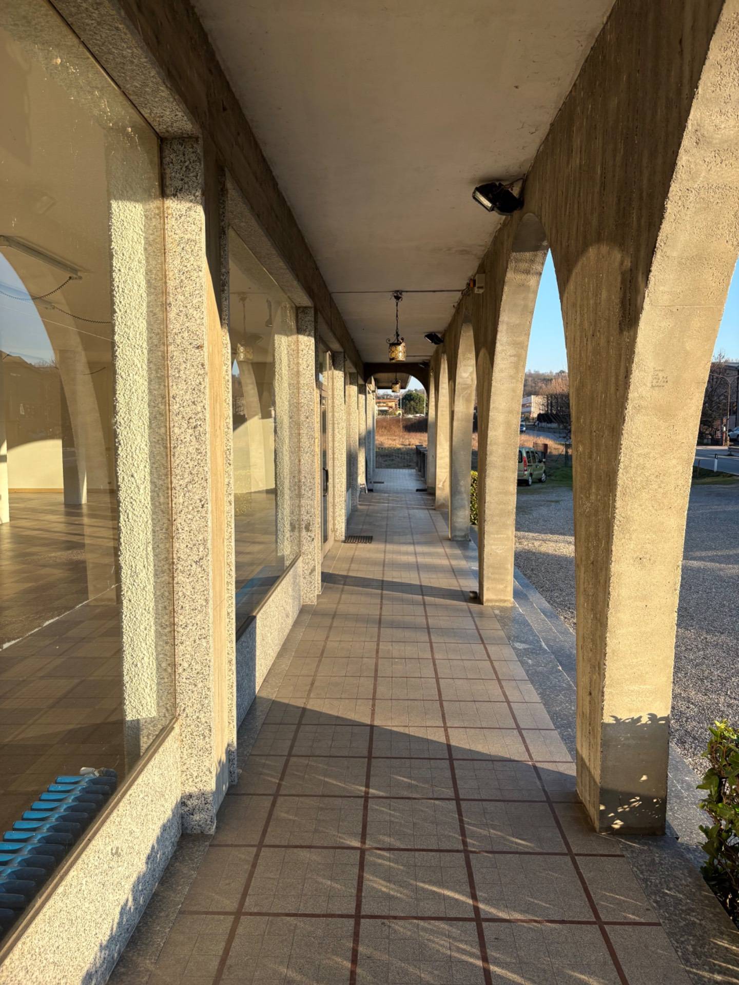 Locale commerciale in affitto a Bodio Lomnago, Bodio