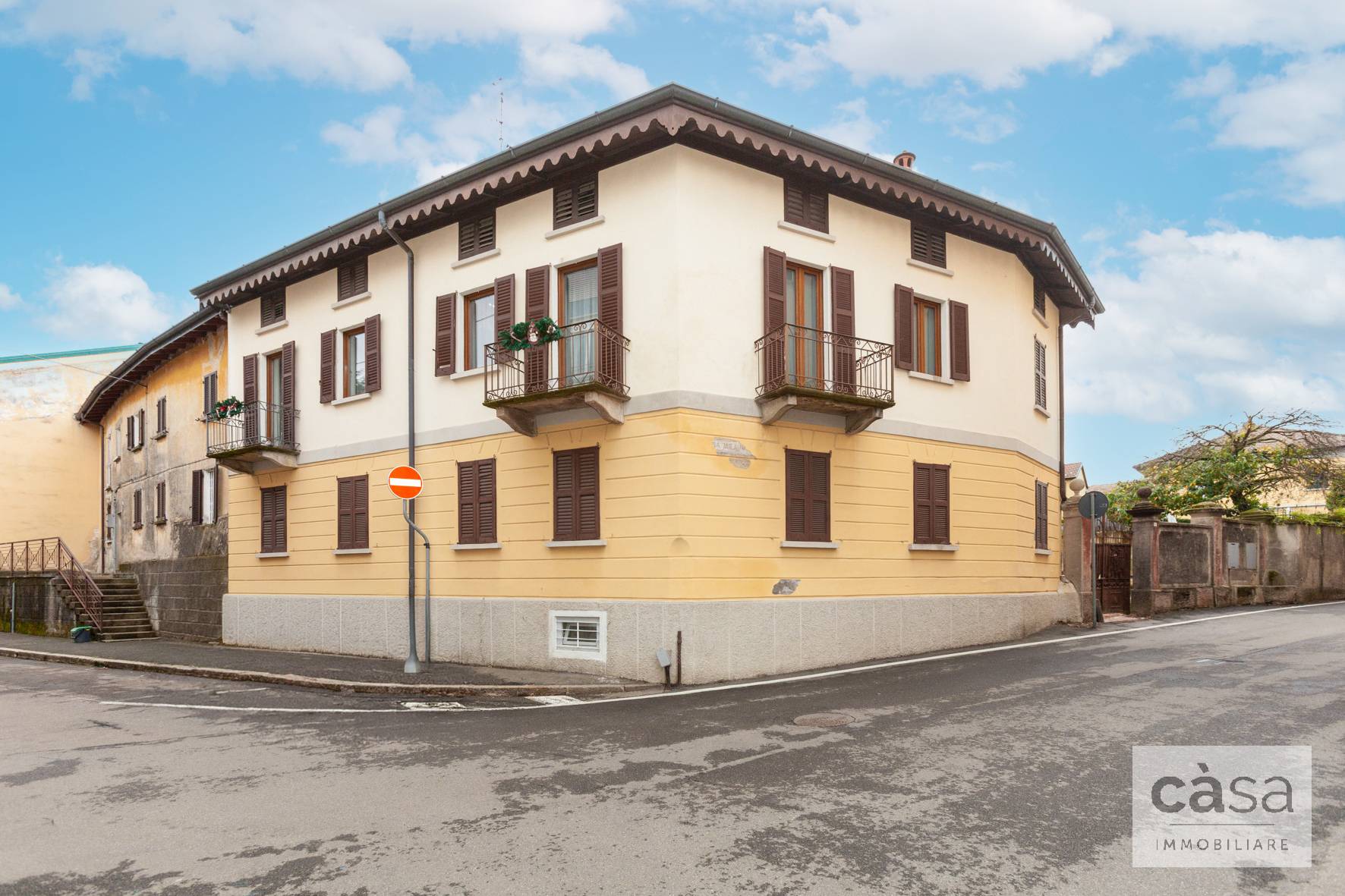 Porzione di Casa in vendita a Vedano Olona