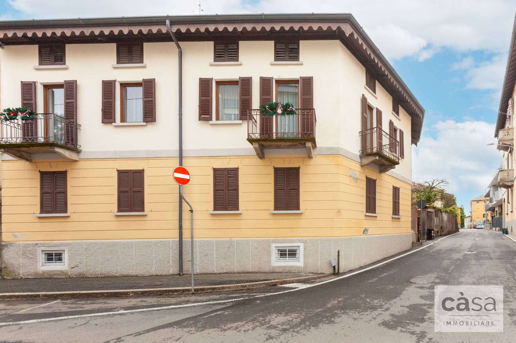 Porzione di Casa in vendita a Vedano Olona