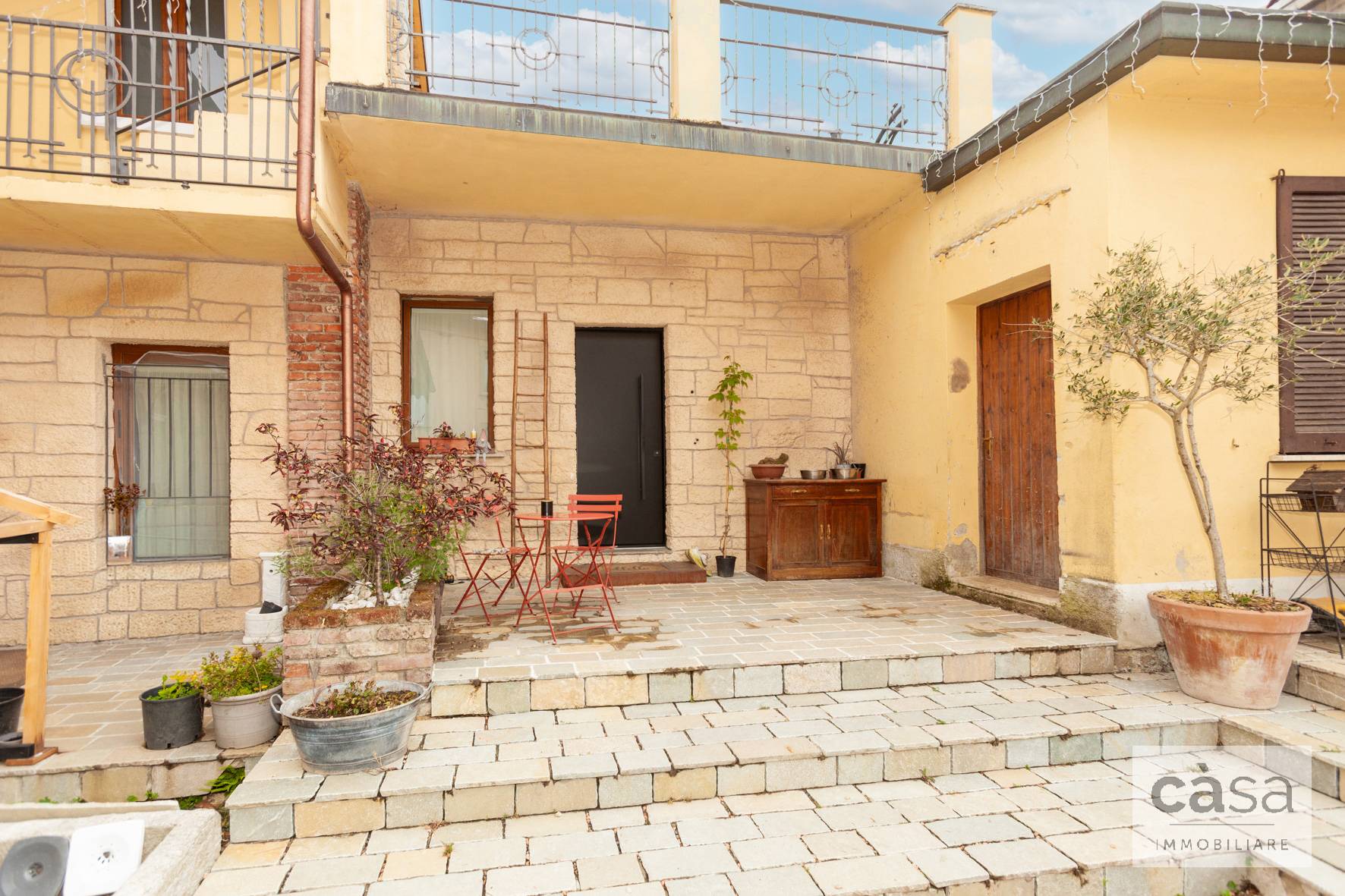 Porzione di Casa in vendita a Vedano Olona