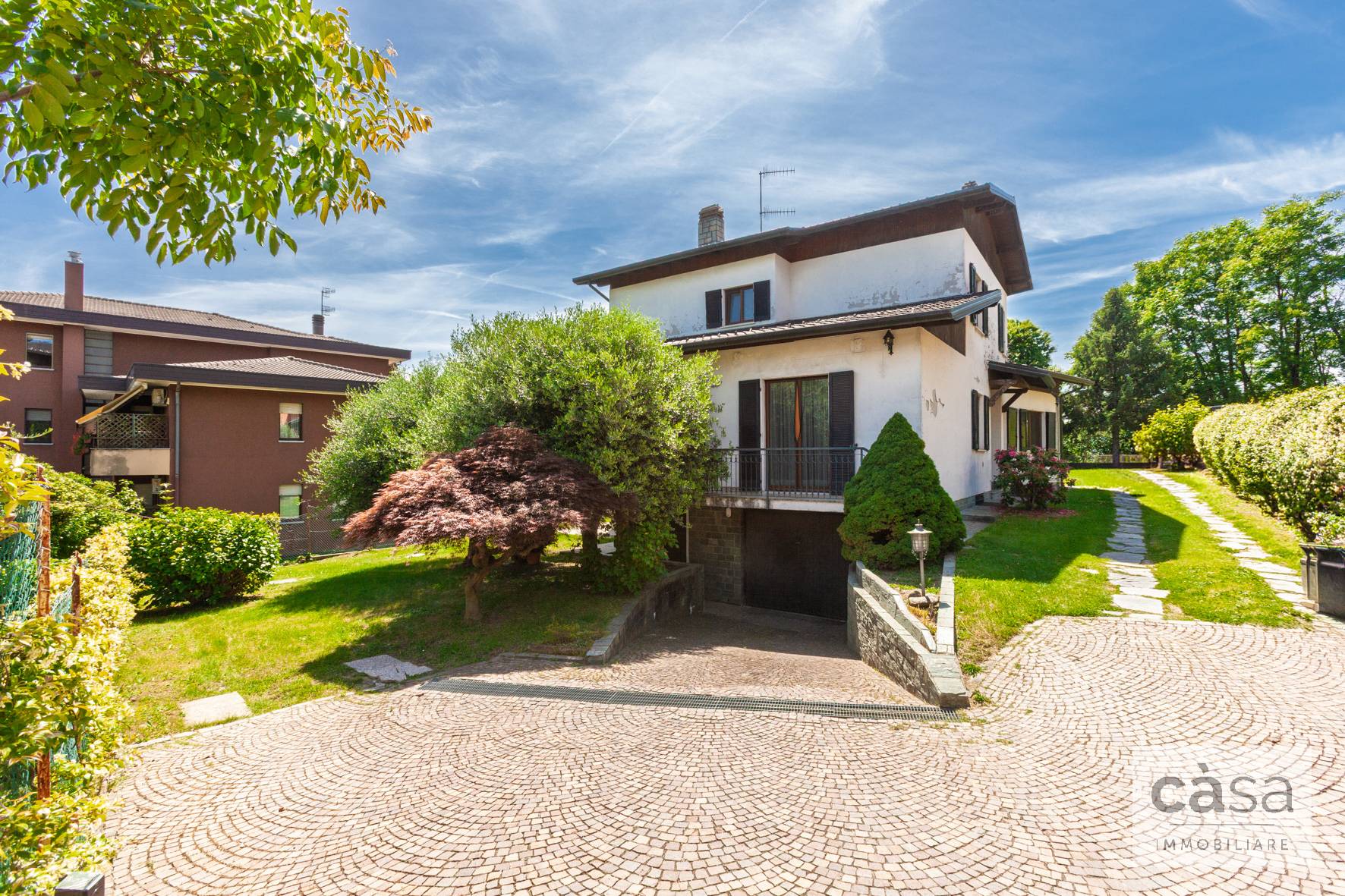 Villa in vendita a Varese, Bizzozzero
