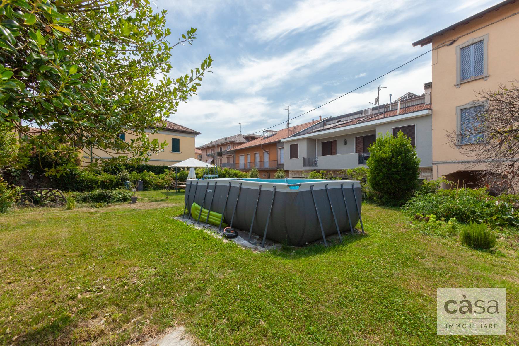 Appartamento in vendita a Vedano Olona