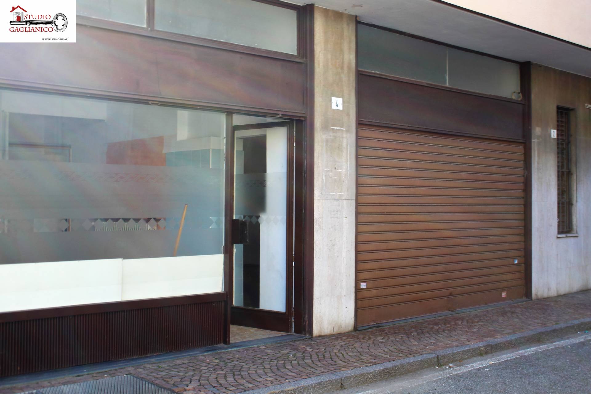 Locale commerciale in vendita a Gaglianico