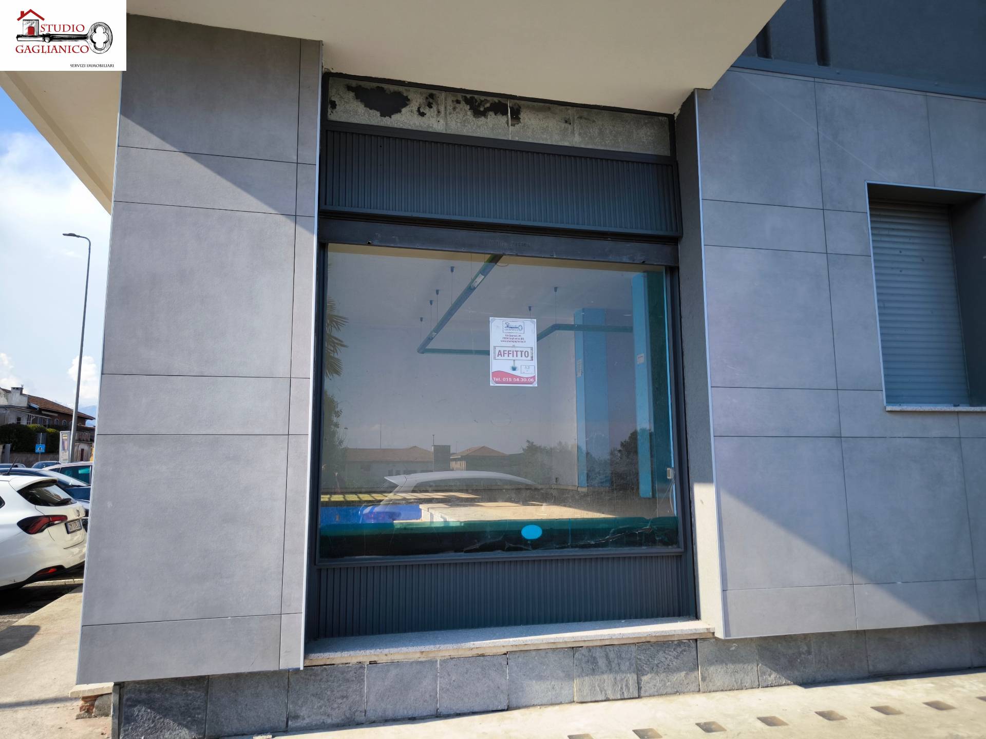 Locale commerciale in vendita a Gaglianico