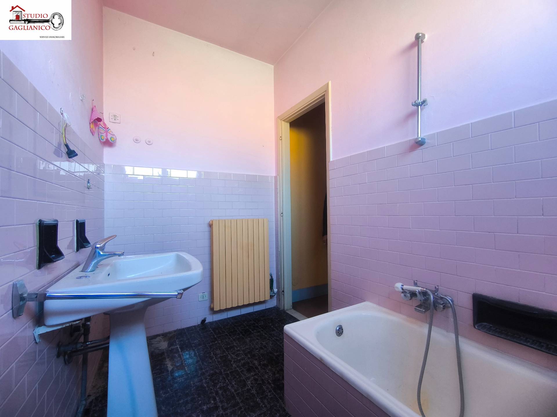 Casa di corte in vendita a Vigliano Biellese