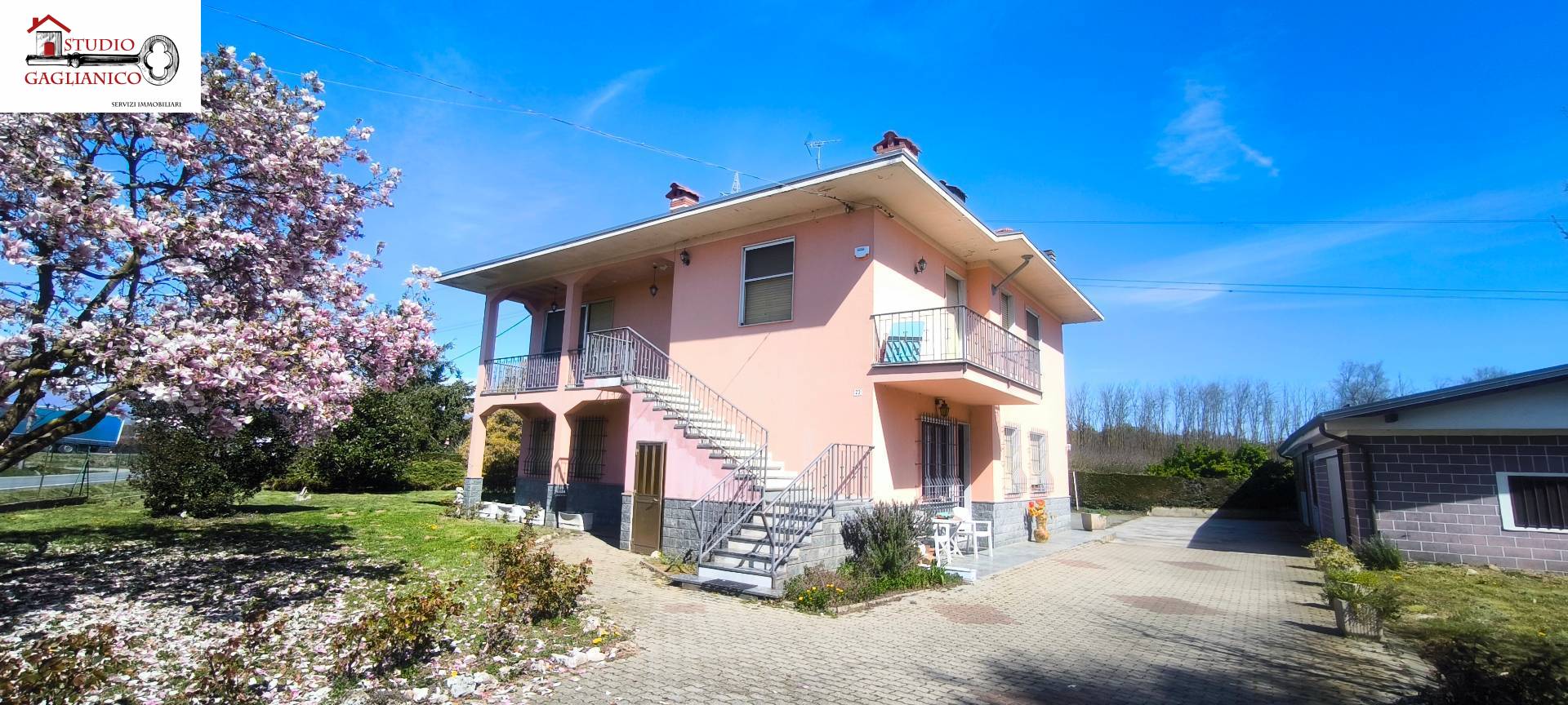 Casa bifamiliare in vendita a Massazza