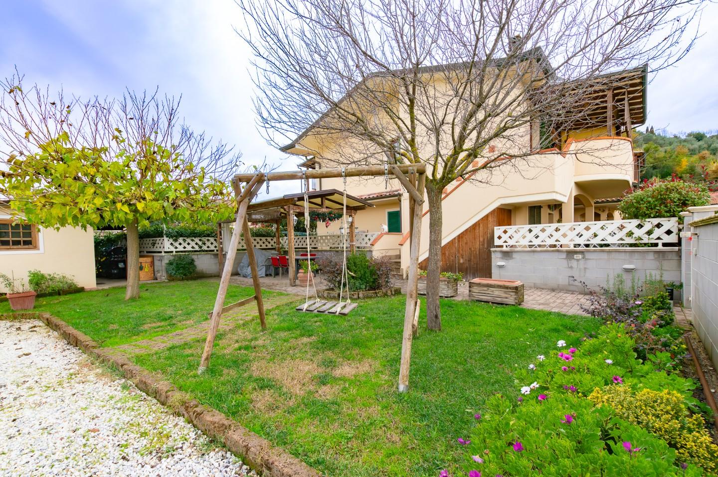 Quadrilocale con giardino, Santa Maria a Monte montecalvoli basso