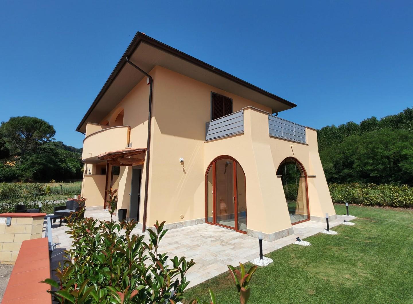 Villa Bifamiliare con giardino, Palaia forcoli