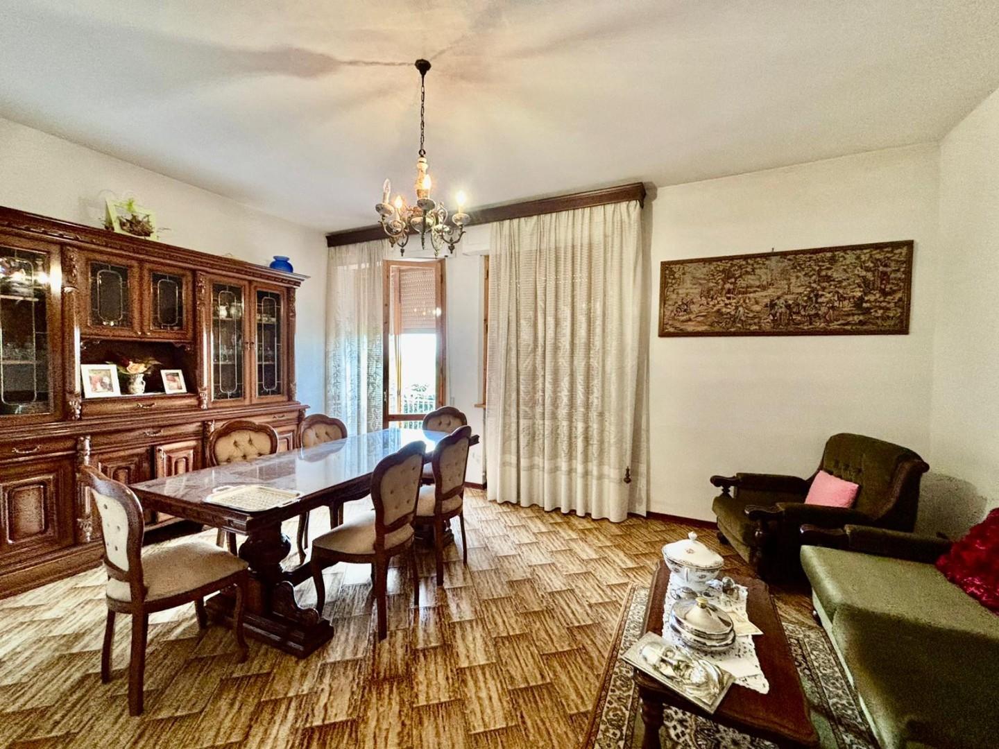 Villa Bifamiliare con giardino, Fucecchio san pierino