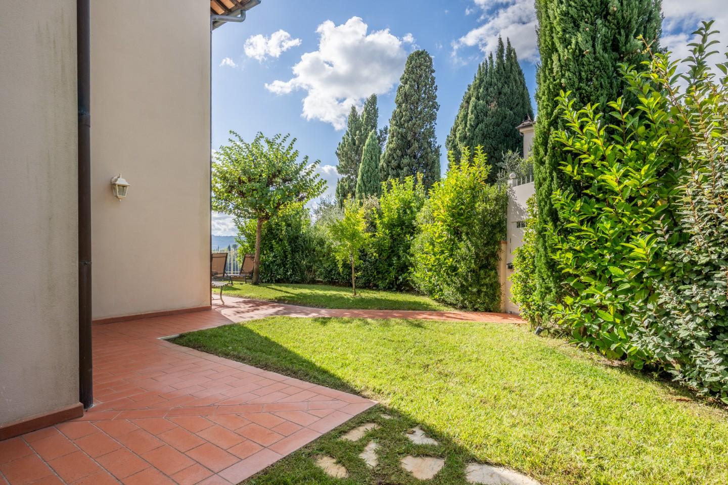 Villa con giardino, Terricciola soiana