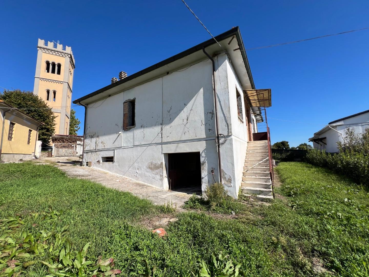 Casa indipendente con giardino, Buti cascine