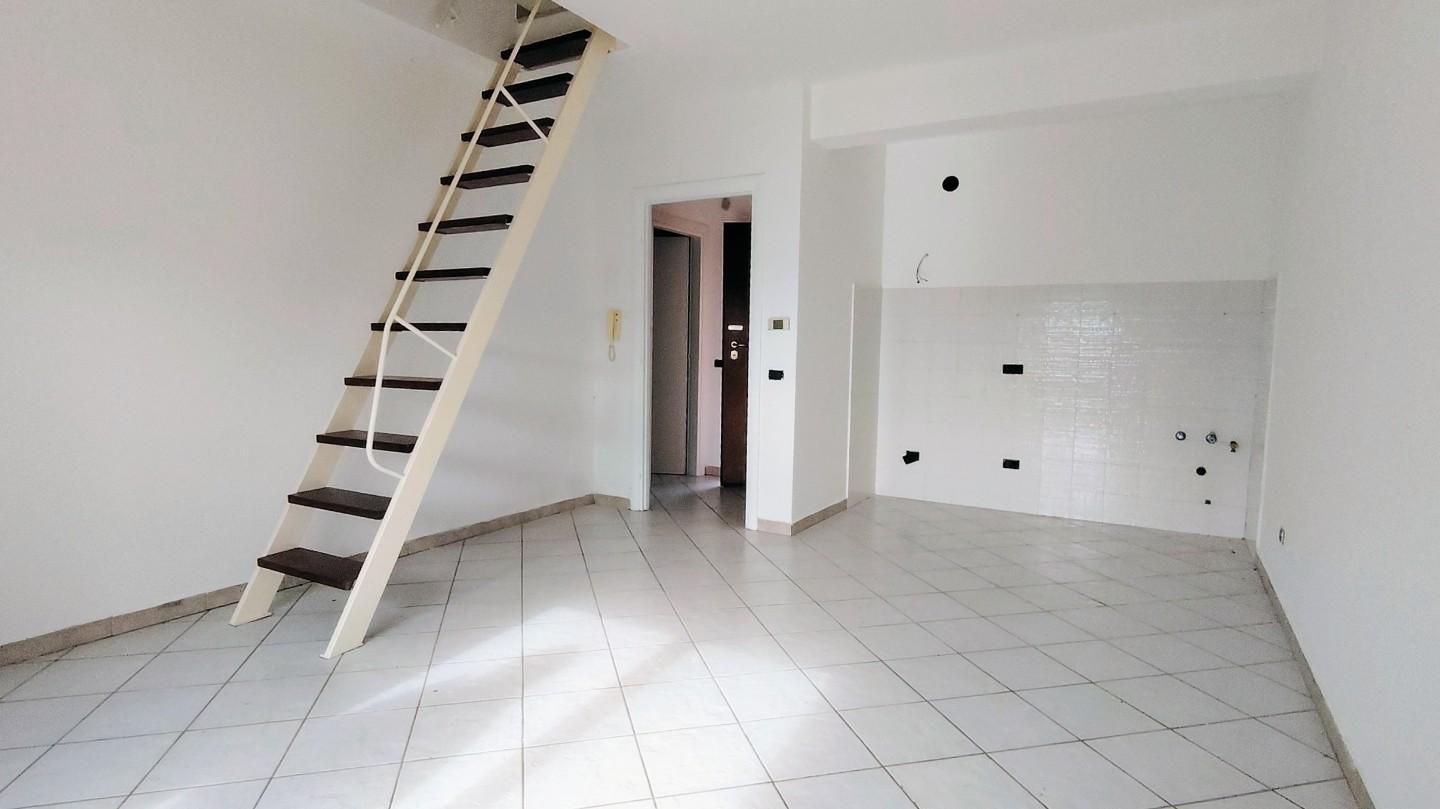 Monolocale con giardino, Pontedera la borra