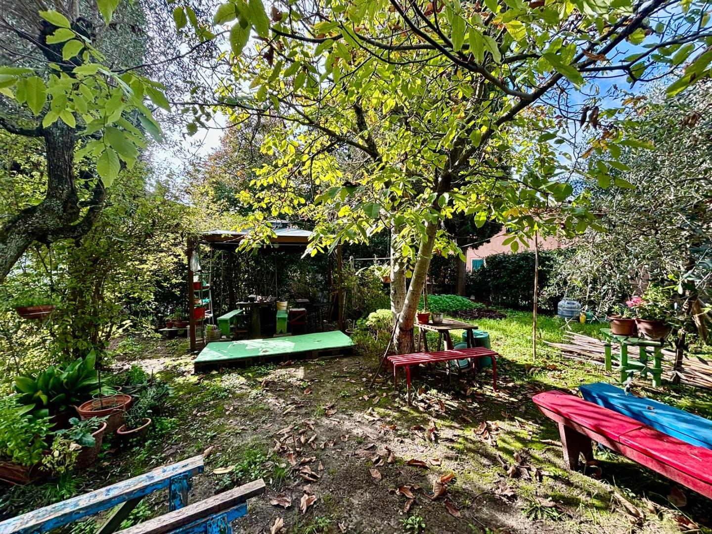 Rustico con giardino a Terricciola