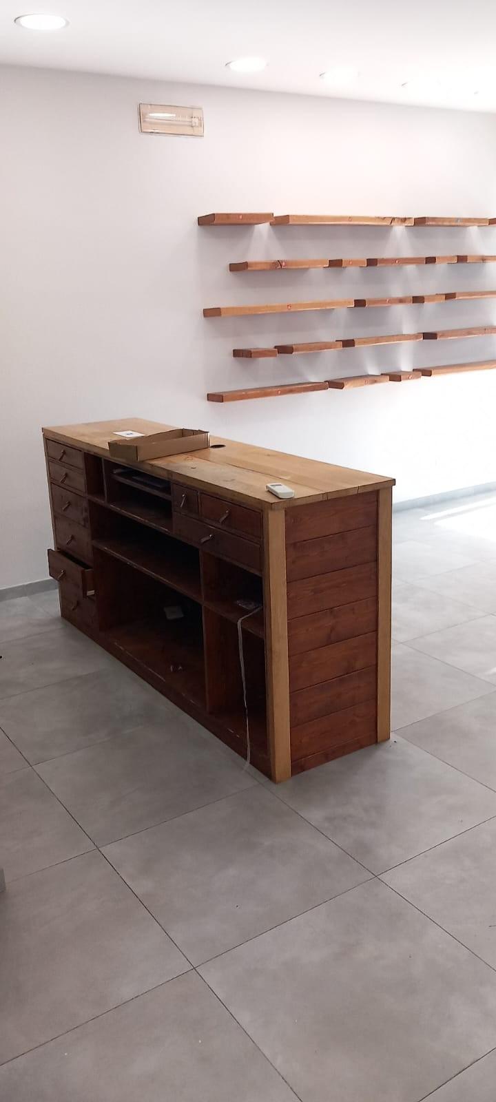 Locale commerciale in affitto a Bientina