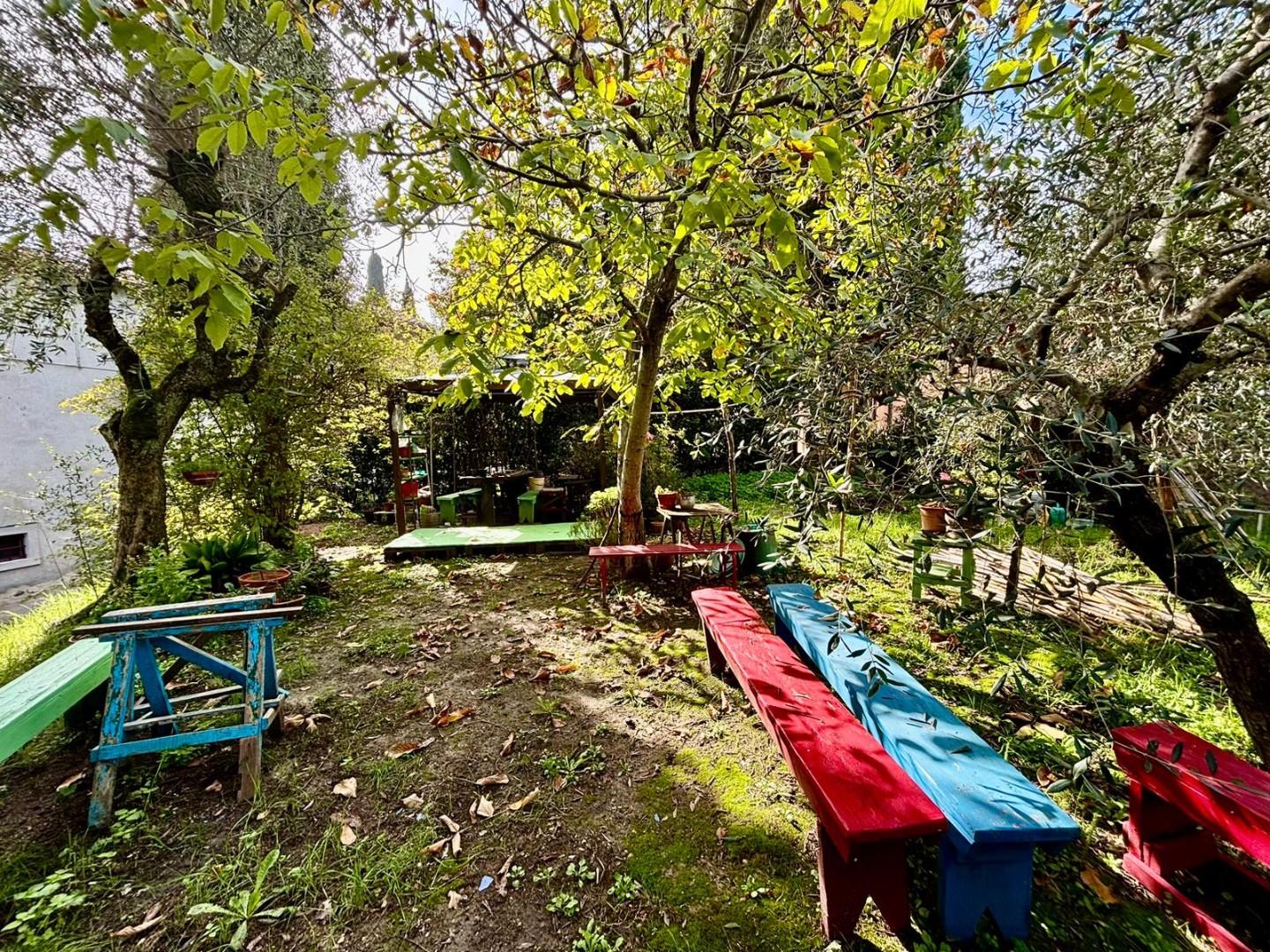 Rustico con giardino a Terricciola