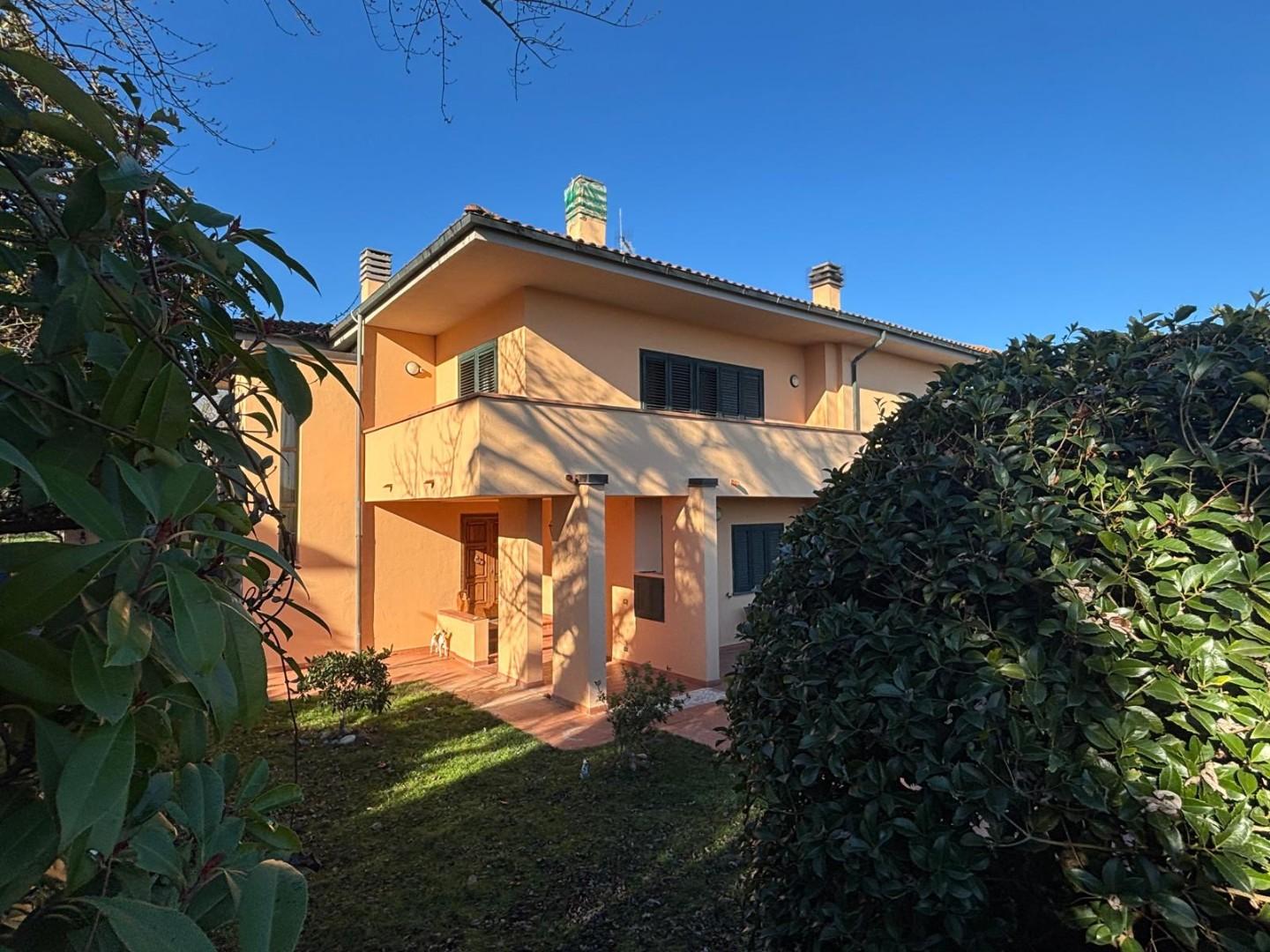 Villa Bifamiliare con giardino, Terricciola selvatelle