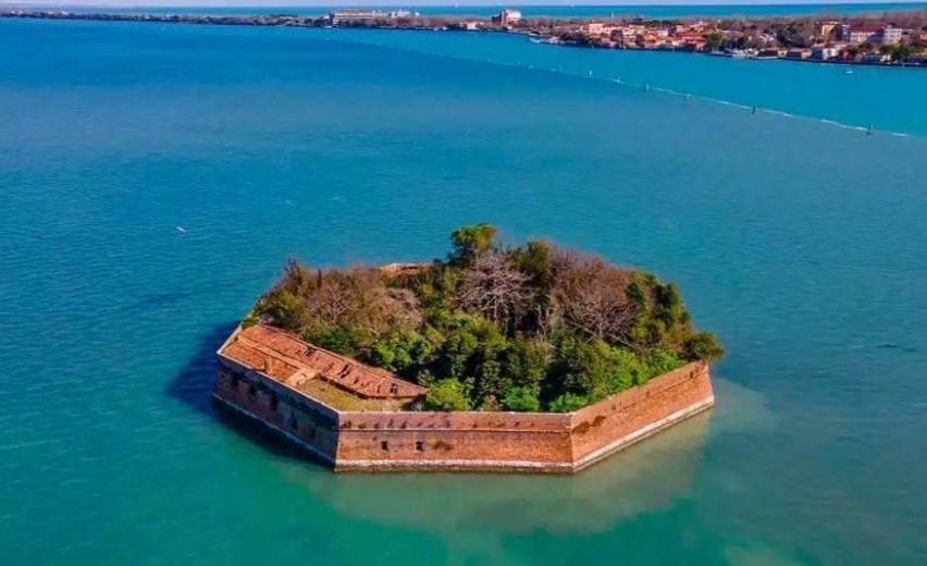 Villa con giardino a Venezia