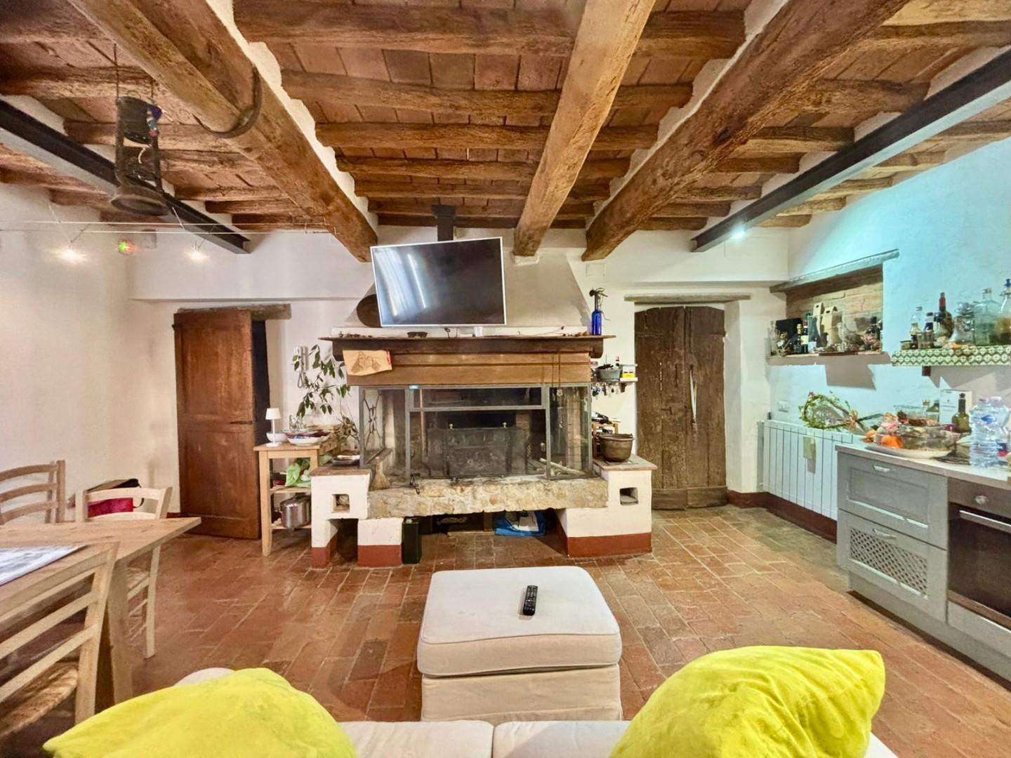 Casa indipendente con giardino, Palaia forcoli