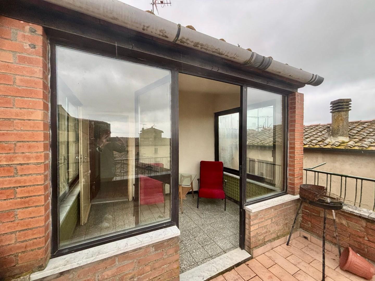 Attico ristrutturato a Volterra