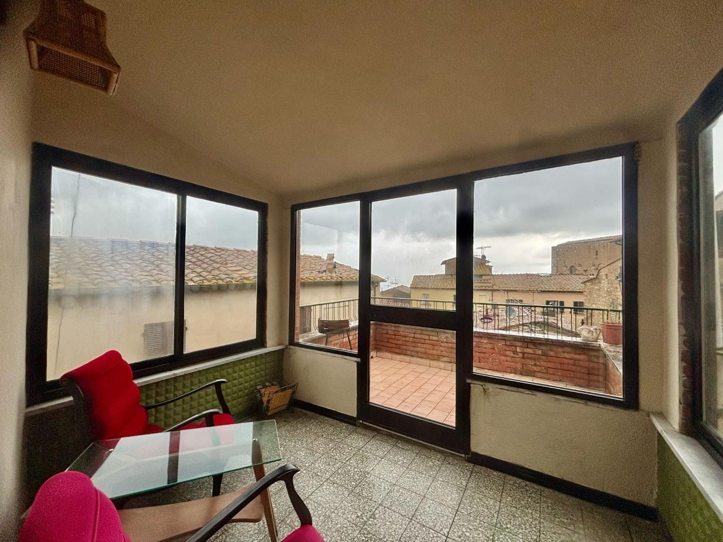 Attico ristrutturato a Volterra