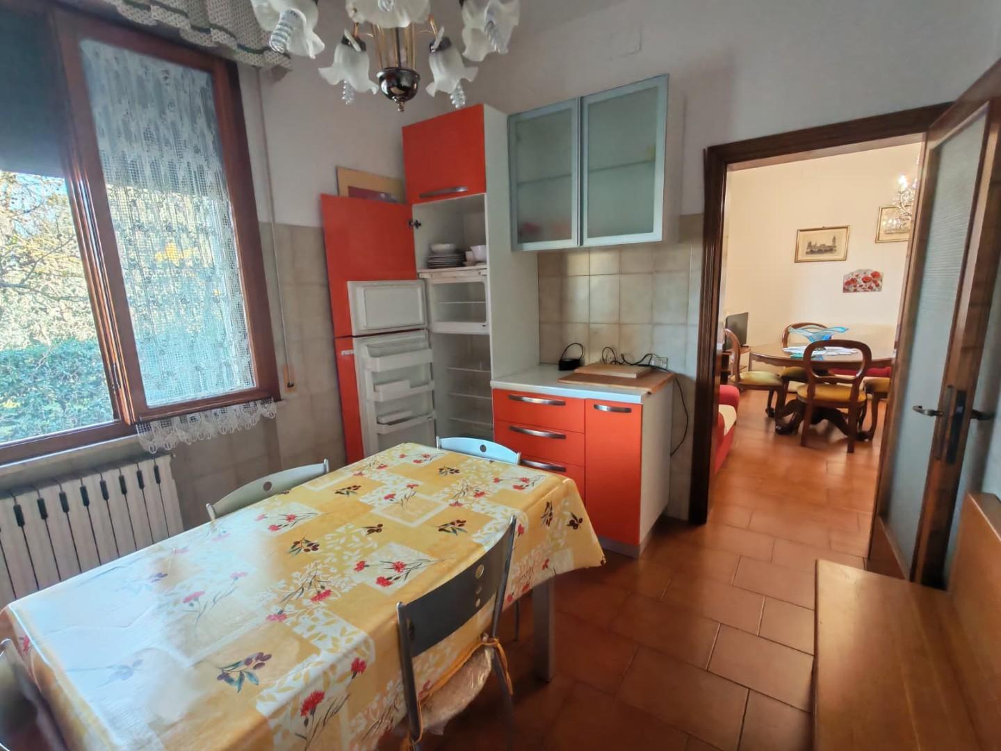 Trilocale arredato in affitto, Pontedera santa lucia