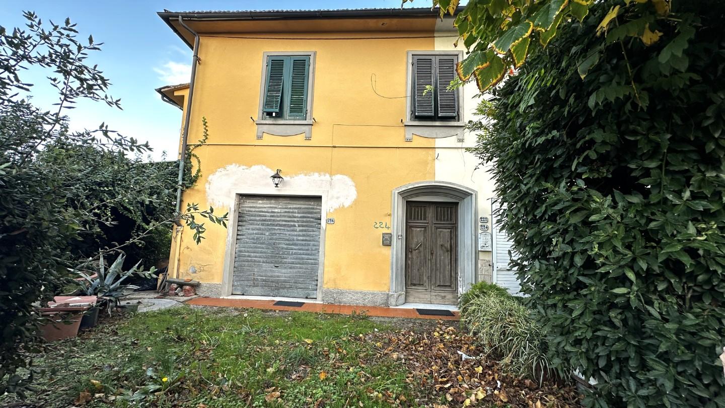 Casa indipendente con terrazzo a Ponsacco