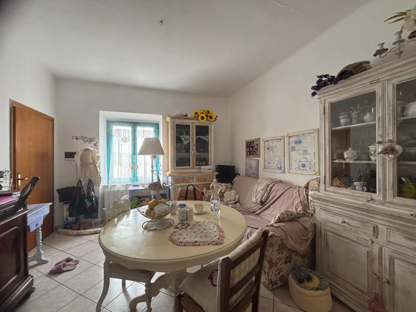 Quadrilocale in vendita a Castellina Marittima