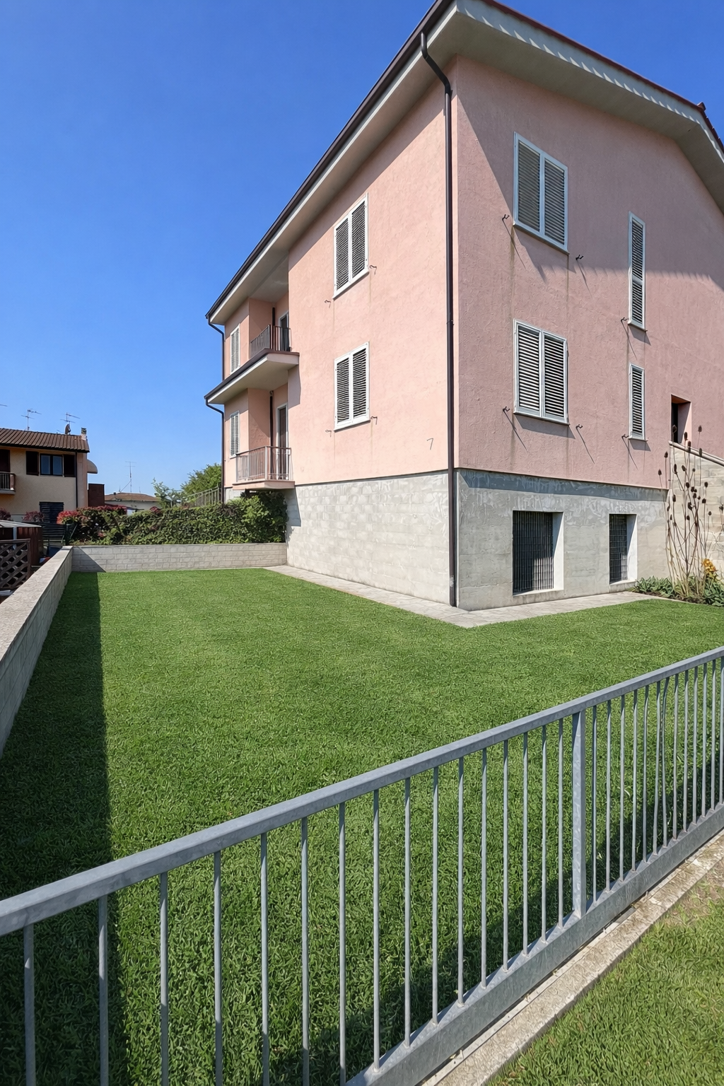 Villa con giardino, Santa Maria a Monte montecalvoli basso