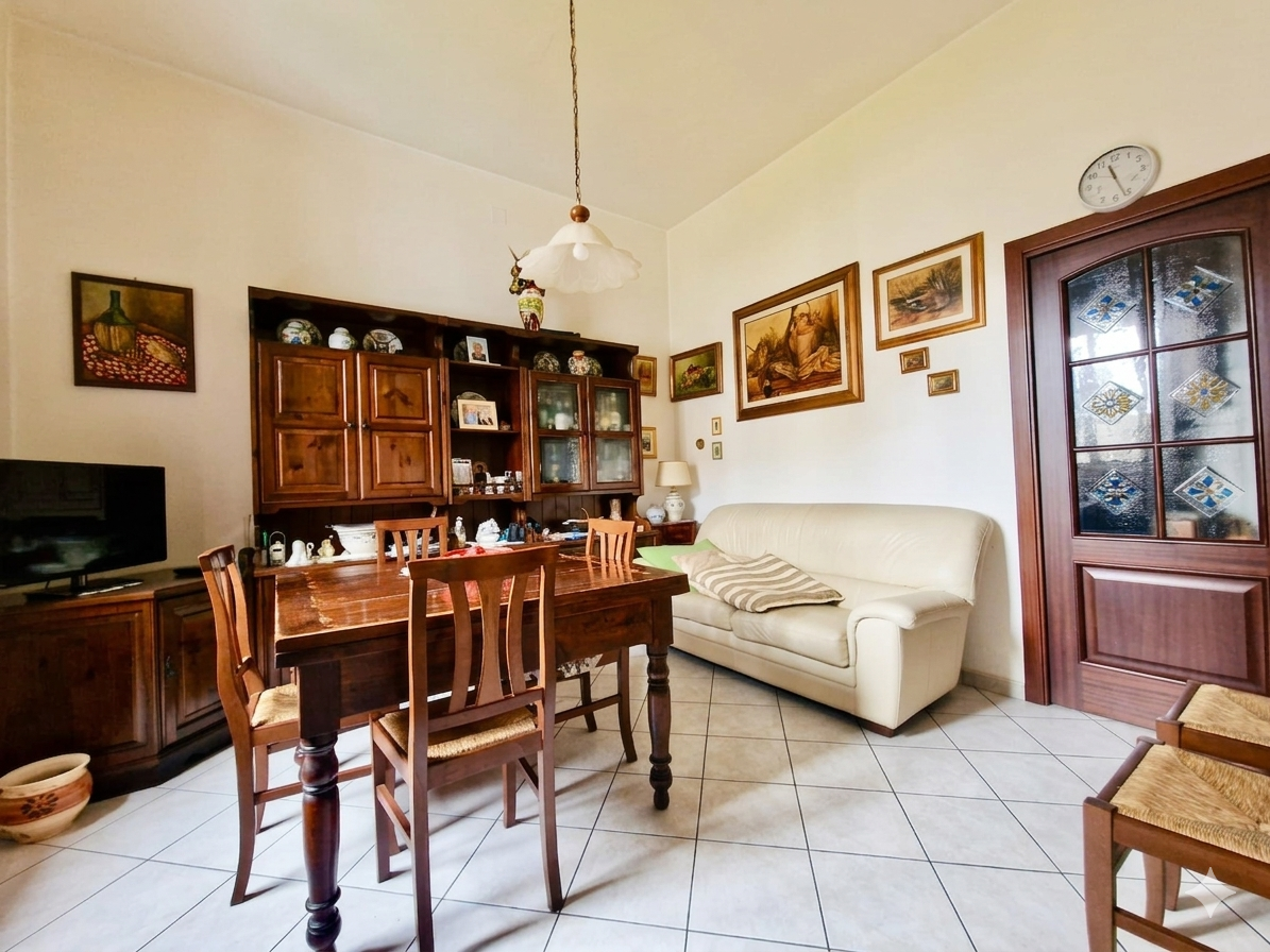 Casa indipendente con giardino a Collesalvetti