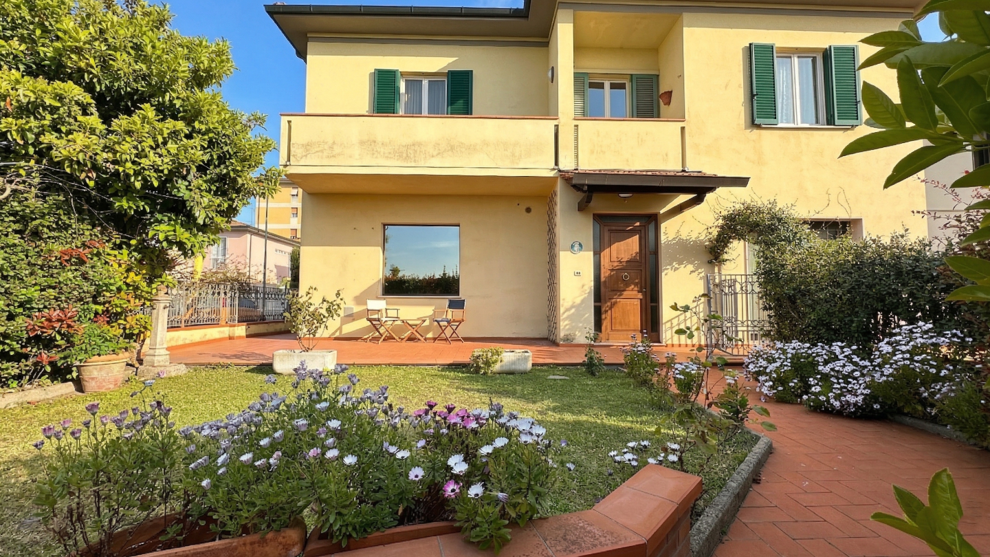 Casa indipendente con giardino a Ponsacco