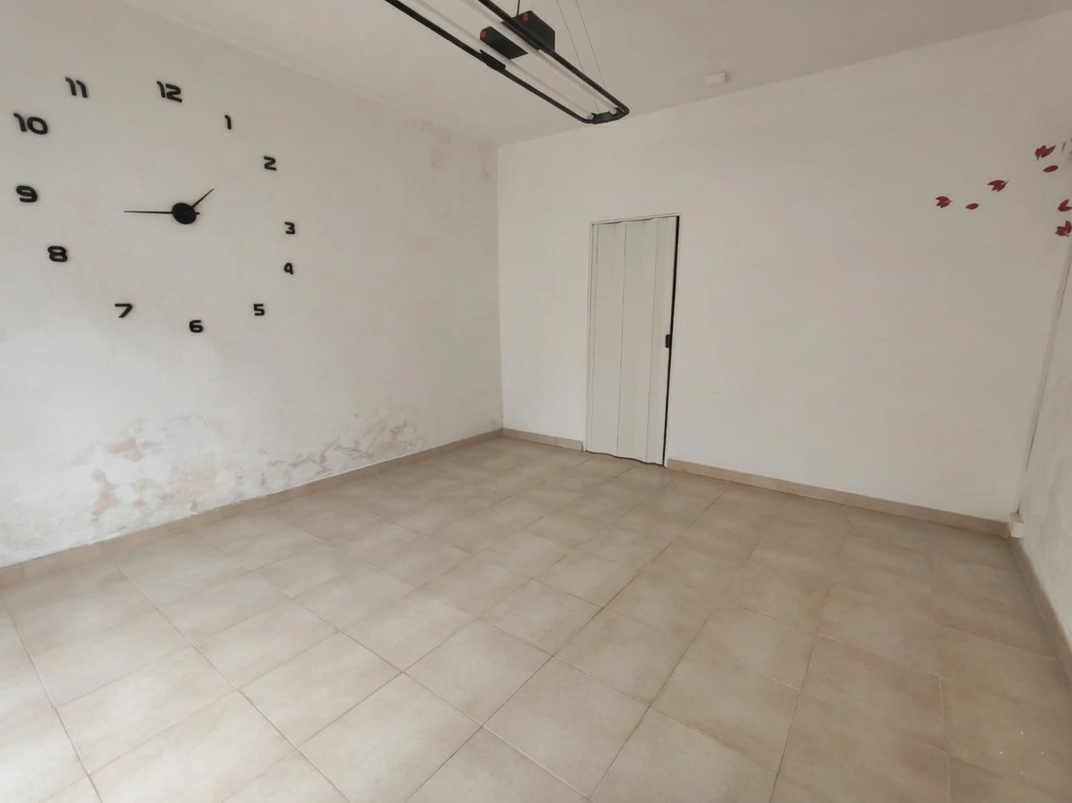 Negozio in vendita a Ponsacco