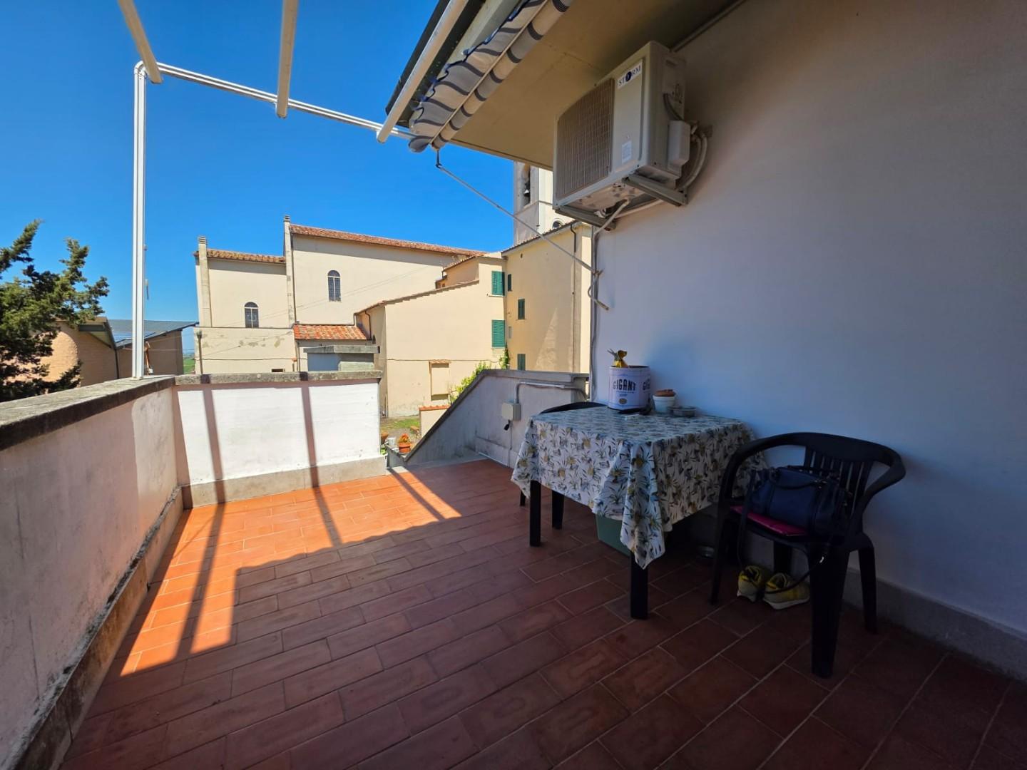 Appartamento in vendita a Collesalvetti