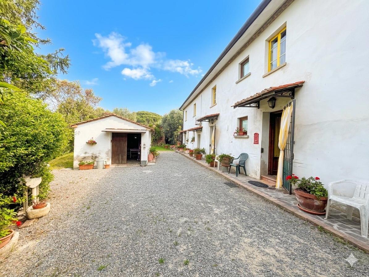 Rustico con giardino, Palaia partino