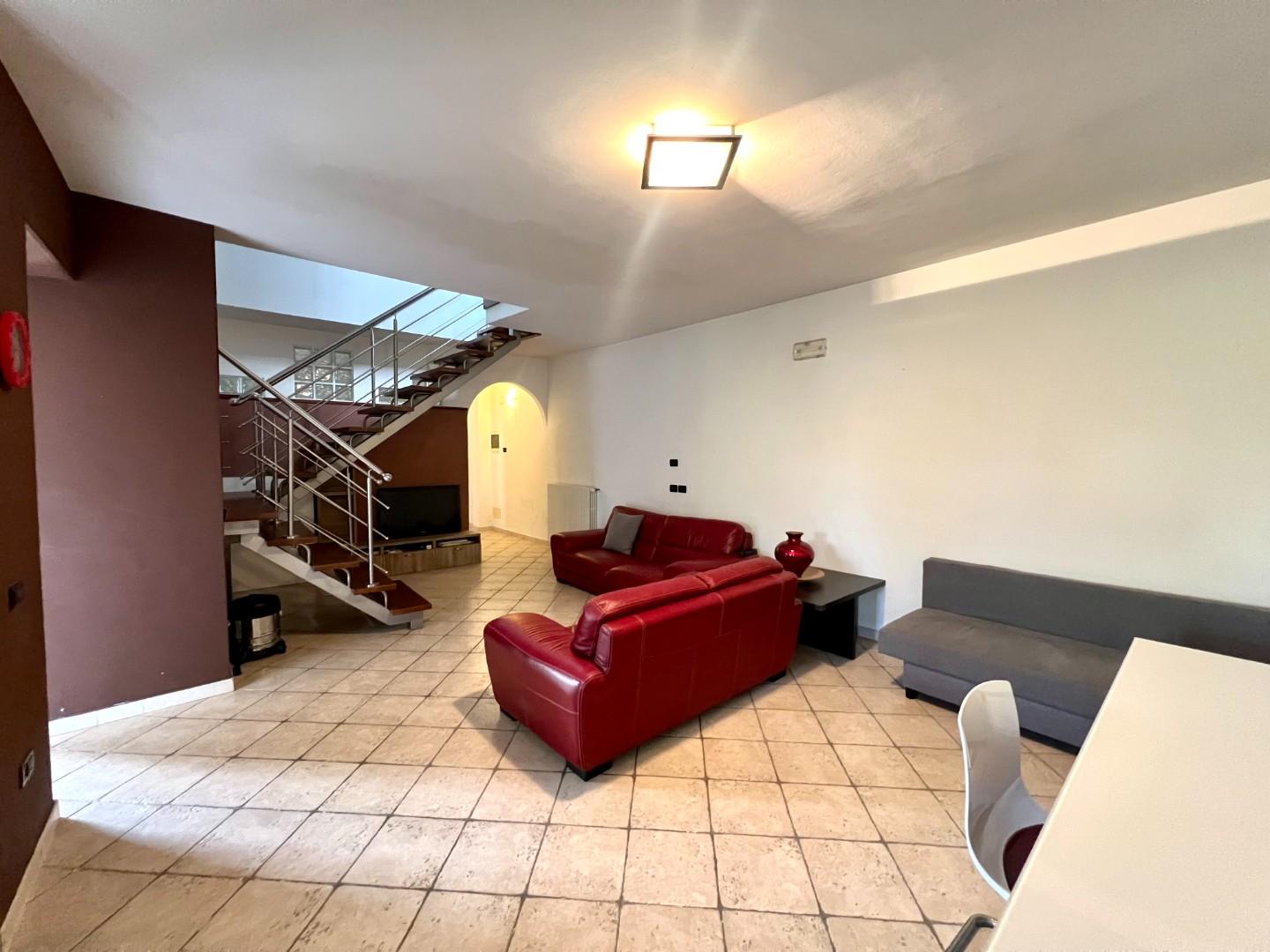 Villa con giardino, Cascina visignano