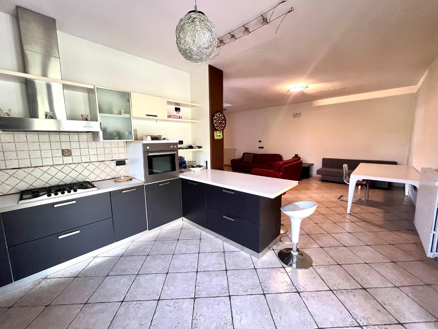 Villa con giardino, Cascina visignano