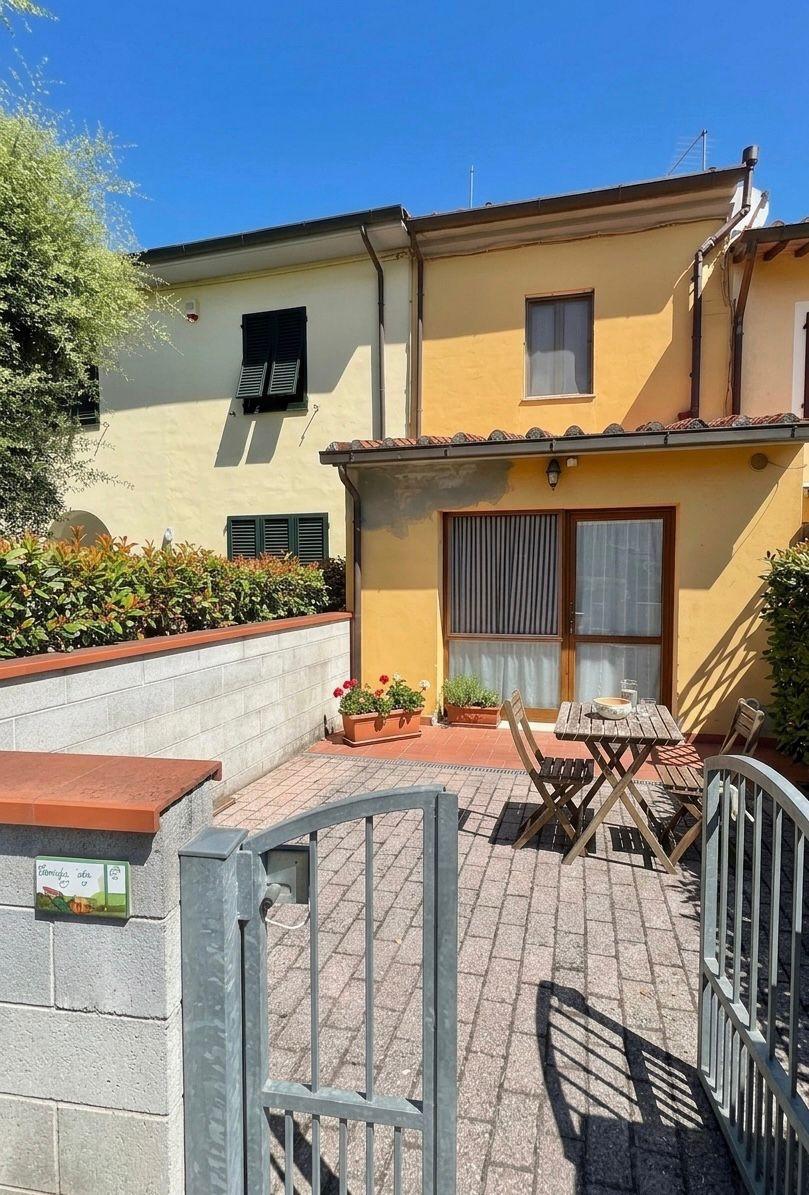 Casa indipendente con giardino a Ponsacco